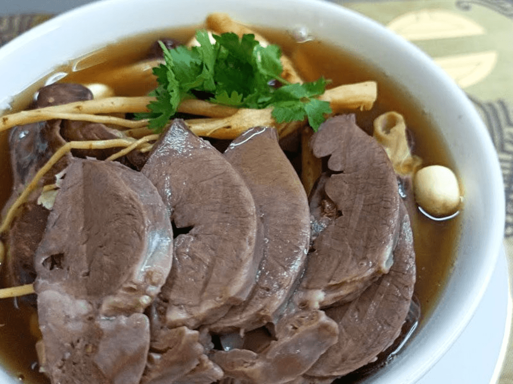 gioi-thieu-ve-mon-tim-heo-ham-hat-sen