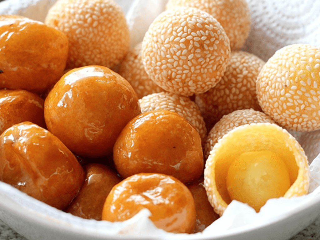 banh-ran-mon-an-vat-quoc-dan-gan-lien-voi-tuoi-tho