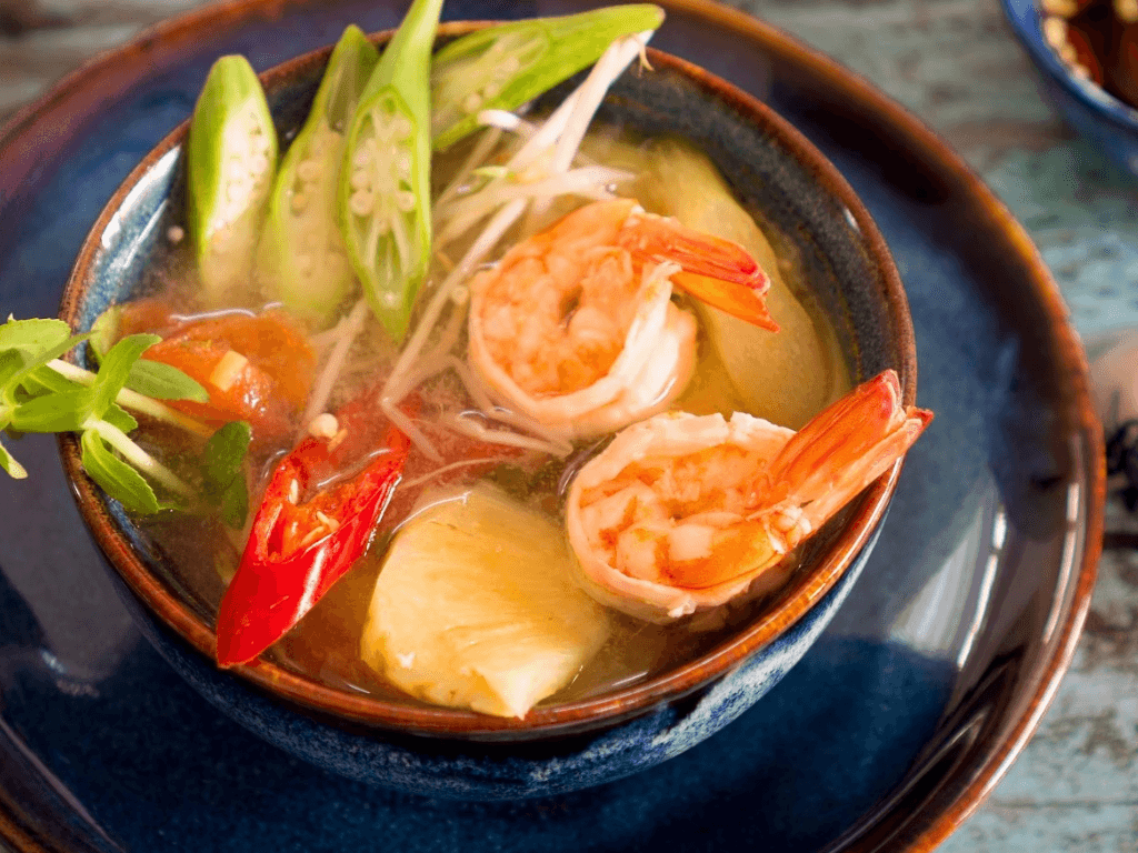 bi-quyet-chon-va-so-che-tom-lot-ngon-chuan-dau-bep