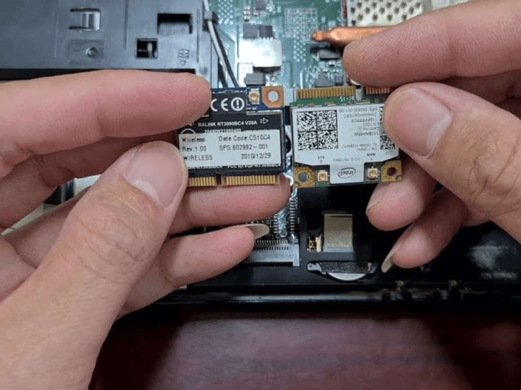 cac-buoc-lap-card-mang-wifi-cho-pc-huong-dan-chi-tiet