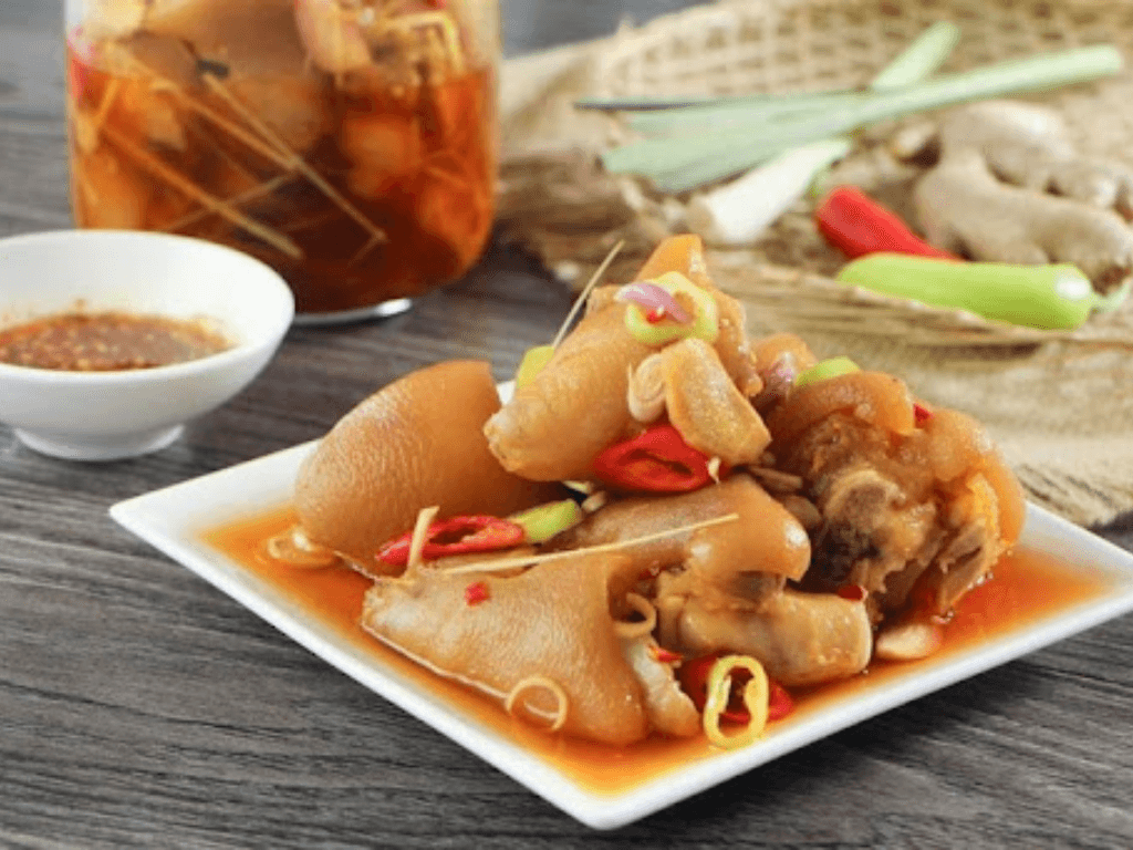 chan-gio-ngam-nuoc-mam-la-mon-ngon-van-nguoi-me