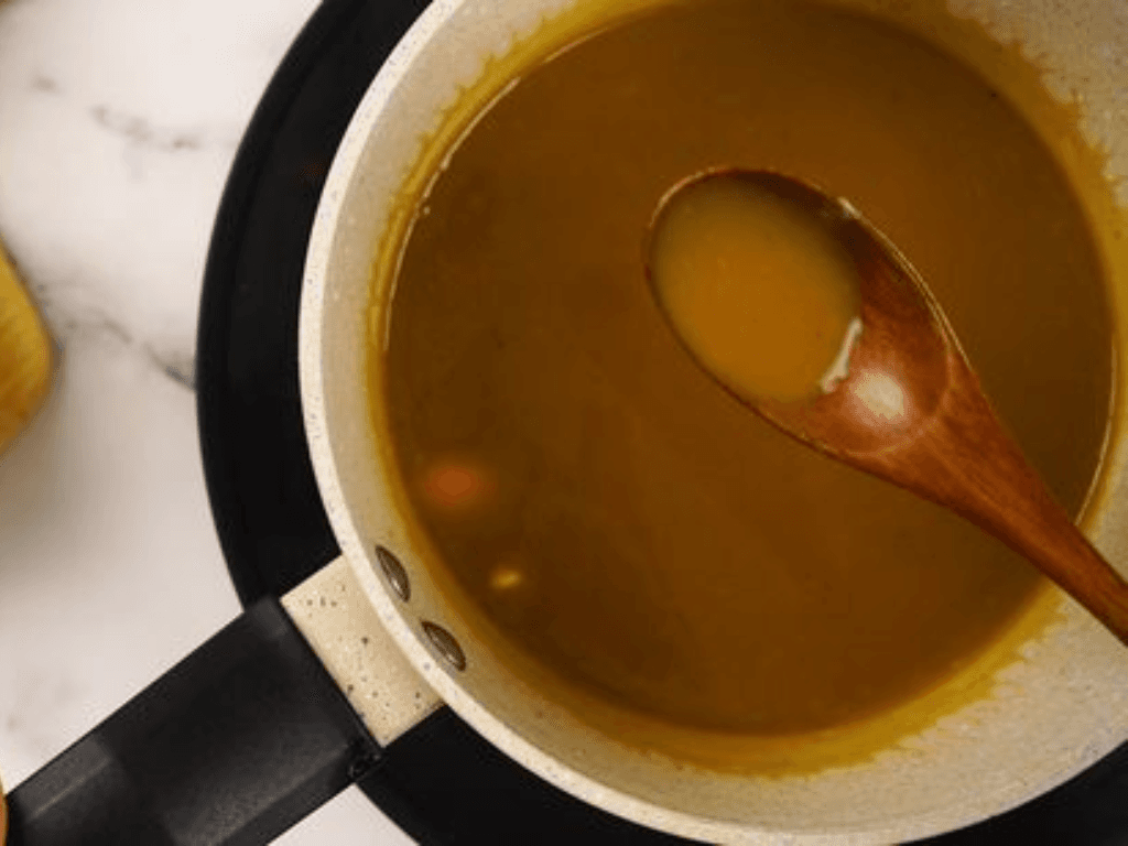 cac-buoc-chuan-bi-co-ban-lam-sot-caramel