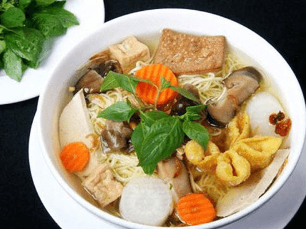 vi-sao-bun-chay-rau-cu-duoc-nhieu-nguoi-yeu-thich