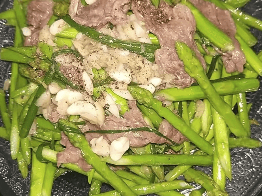 mang-tay-xao-thit-bo-mon-an-vua-ngon-vua-bo-duong