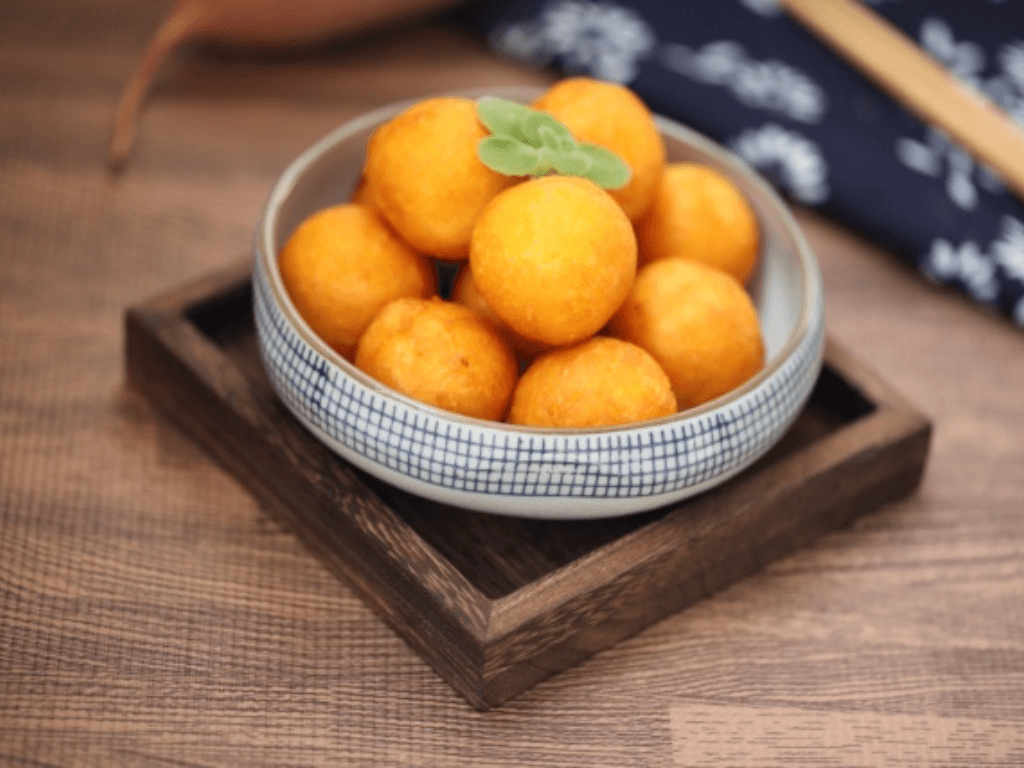 vi-sao-banh-khoai-so-chien-phong-duoc-nhieu-nguoi-yeu-thich