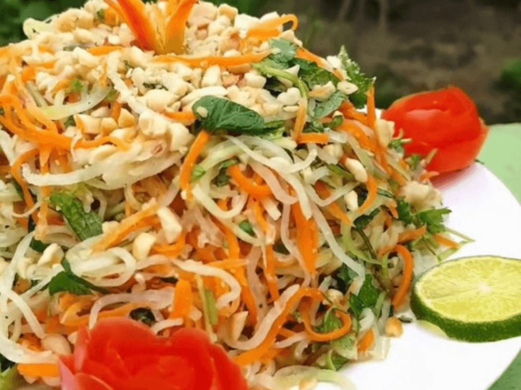 vi-sao-nom-thap-cam-duoc-ua-chuong-vao-mua-he