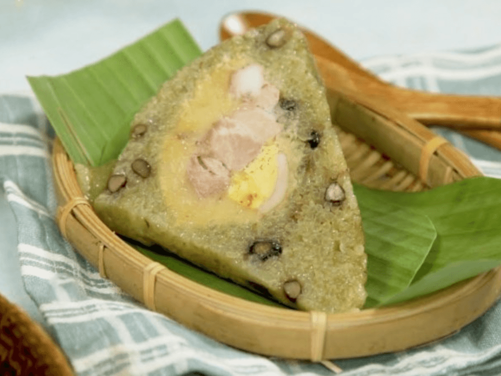 banh-u-nhan-thit-mon-banh-truyen-thong-ai-cung-me