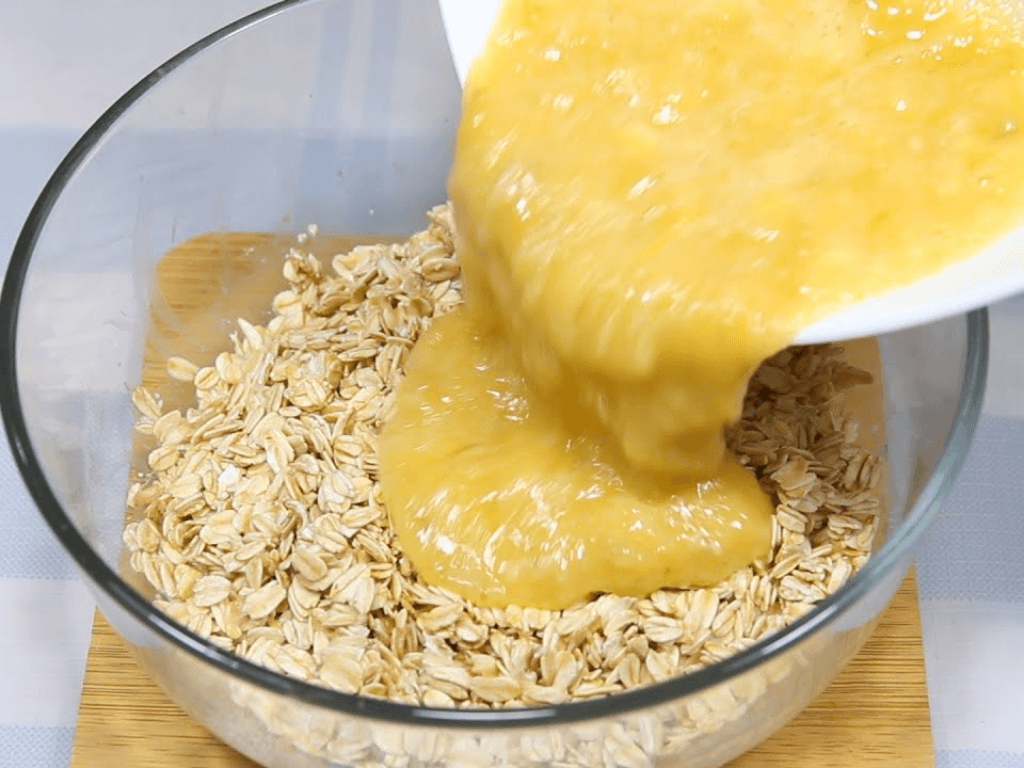 tron-bot-va-tao-hon-hop-banh