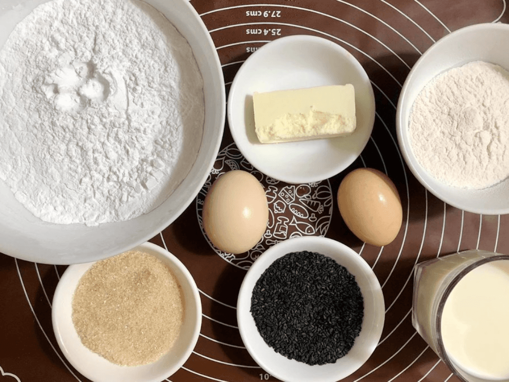 nguyen-lieu-can-chuan-bi-de-lam-banh-mi-me-den