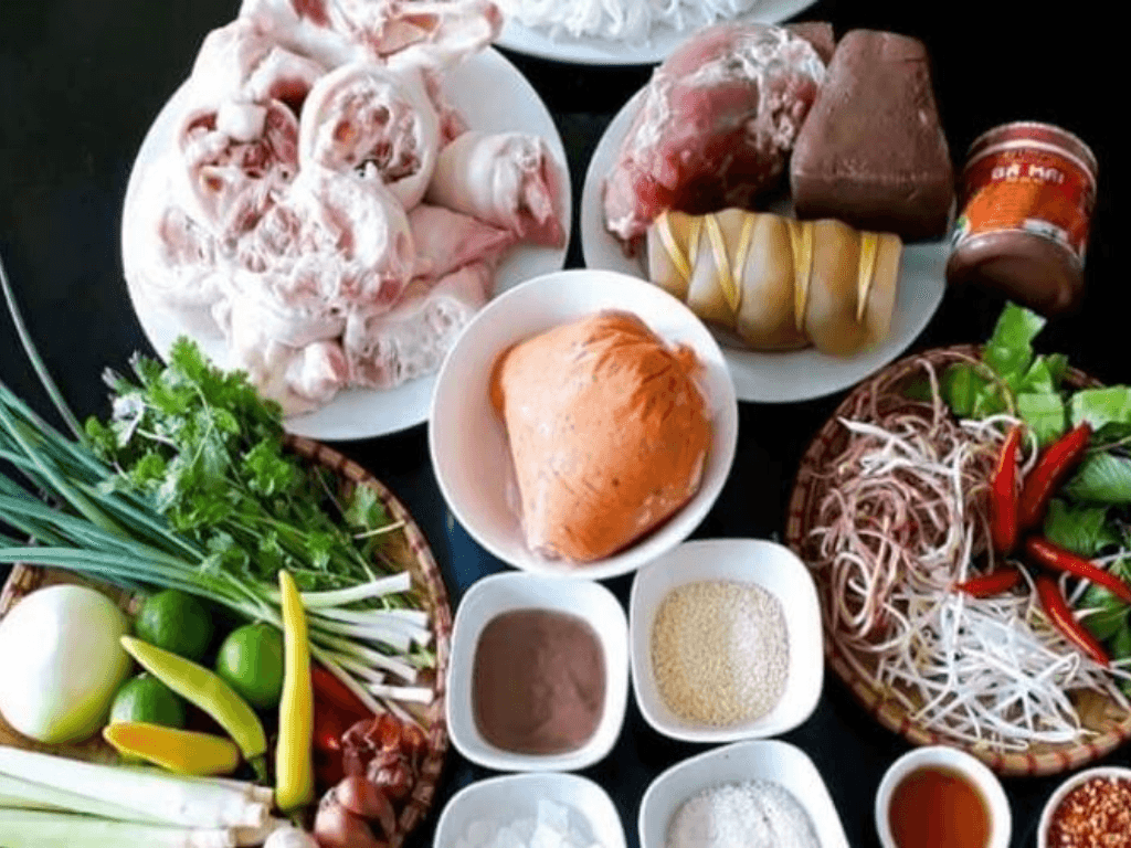nguyen-lieu-can-chuan-bi-de-nau-bun-bo-hue-chuan-vi