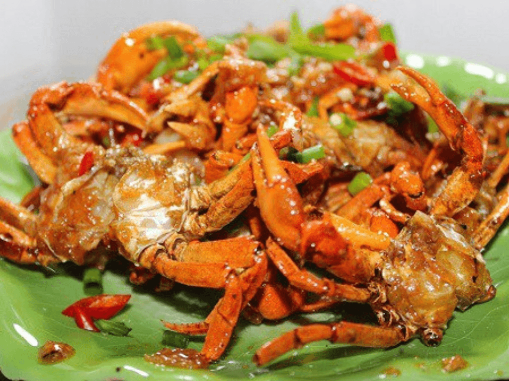 cua-dong-mon-ngon-dan-da-gan-lien-voi-tuoi-tho