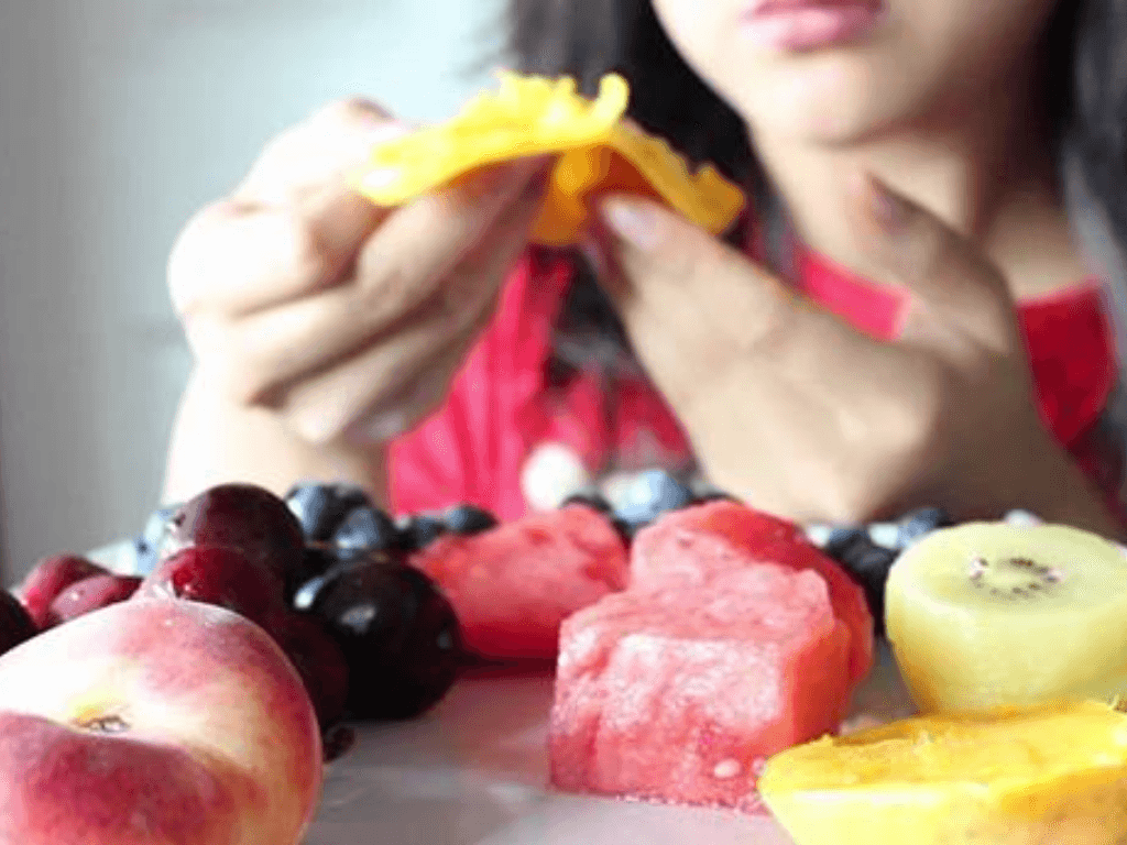 vi-sao-can-an-trai-cay-dung-cach