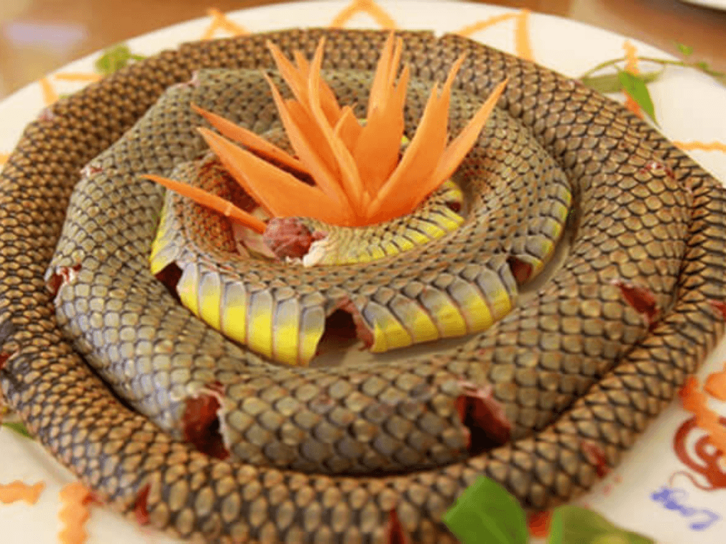 thit-ran-nguyen-lieu-doc-la-trong-am-thuc-viet