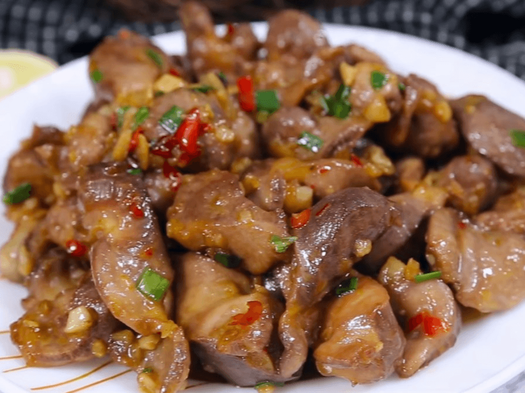 gioi-thieu-mon-me-ga-chien-toi-va-ly-do-duoc-ua-chuong