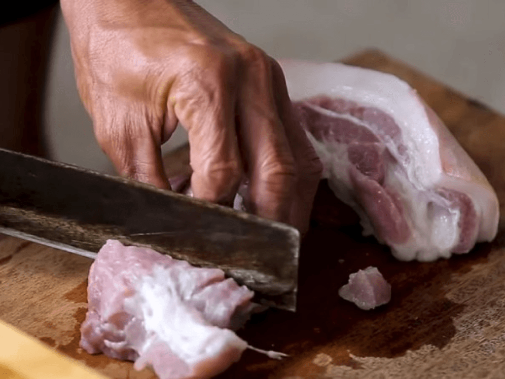 cac-buoc-che-bien-mon-thit-hop-nghe-an