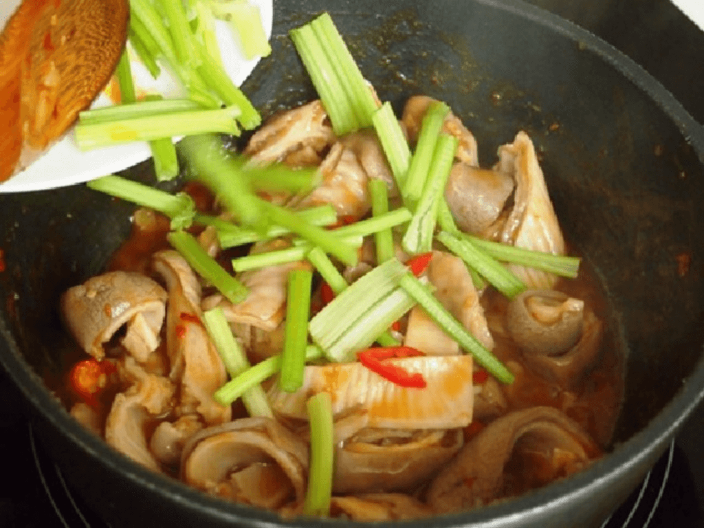 cach-xao-bao-tu-heo-voi-sa-te-chuan-vi