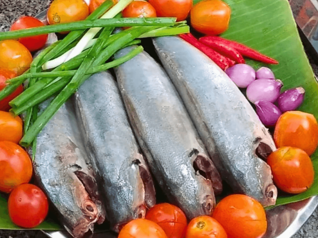 chuan-bi-ca-ngan-tuoi-va-cac-nguyen-lieu-di-kem