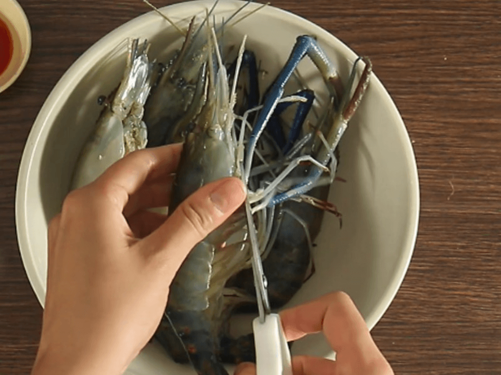 so-che-nguyen-lieu-va-meo-nho-truoc-khi-kho