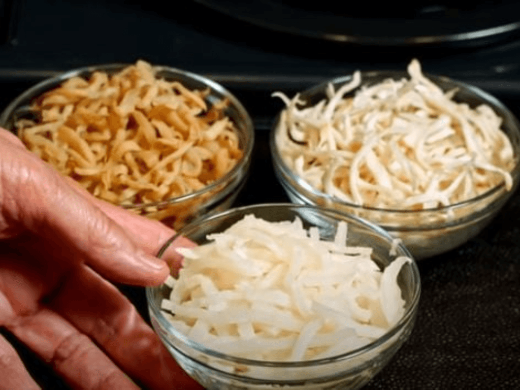 chuan-bi-nguyen-lieu-lam-bi-cuon-chay