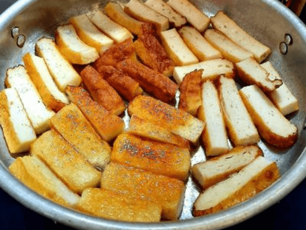 quy-trinh-chien-va-pha-sot-nuoc-mam-chuan-vi