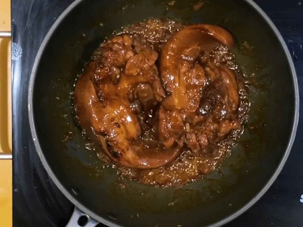 quy-trinh-khia-luoi-heo-khia-nuoc-dua