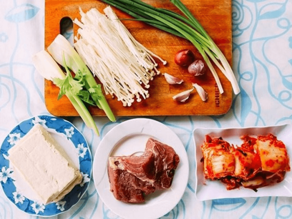 chuan-bi-nguyen-lieu-va-lua-chon-thuc-pham-chat-luong