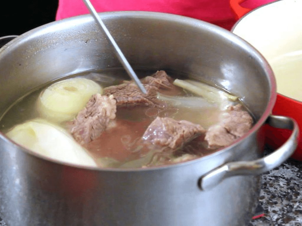 quy-trinh-nau-canh-suon-bo-han-quoc