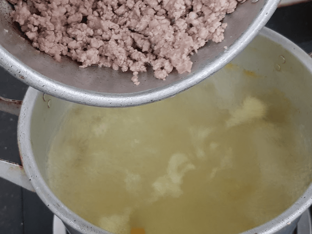 quy-trinh-cach-nau-nui-thit-bam-xin-so