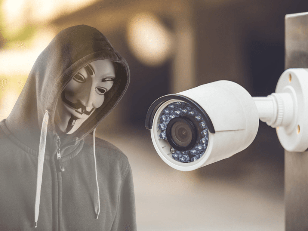 vi-sao-can-kiem-tra-ai-dang-xem-camera