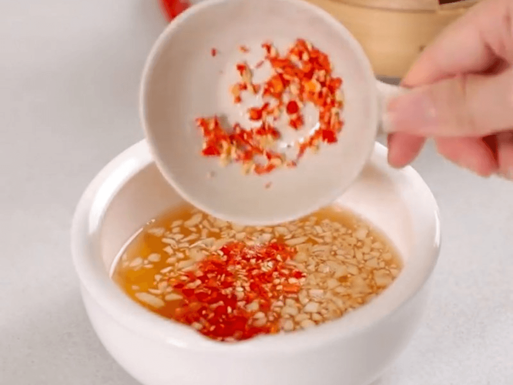 pha-nuoc-tron-goi-chuan-vi-ngoai-quan