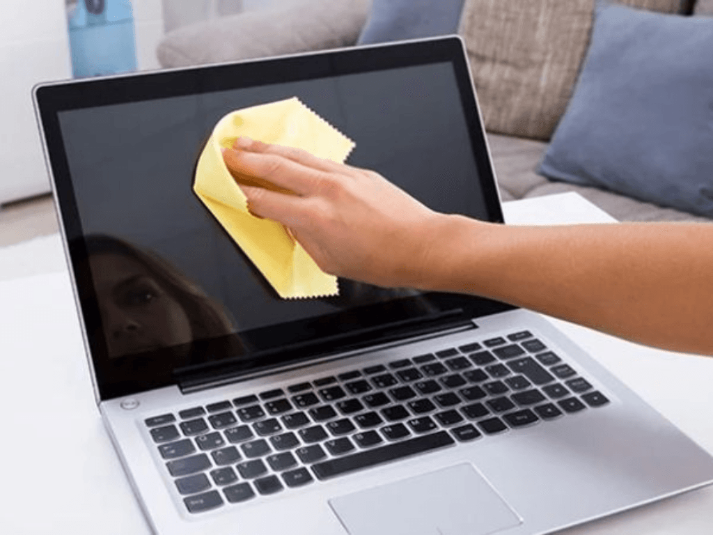 cac-cach-xu-ly-dom-sang-tai-nha-va-khi-nao-can-den-chuyen-gia