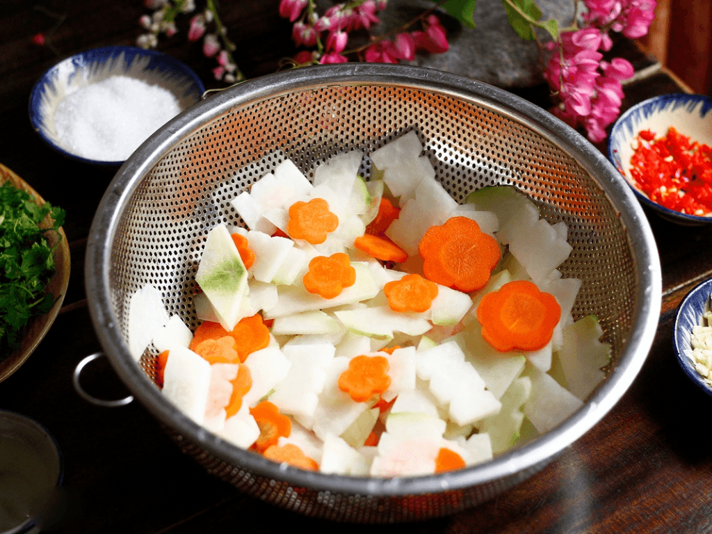 ca-rot-su-hao-chua-ngot-mon-an-kem-giai-ngan-quoc-dan