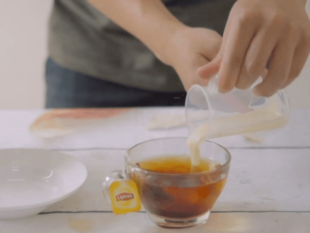 cac-buoc-pha-lipton-sua-chuan-vi-van-nguoi-me