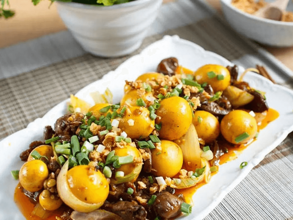 gioi-thieu-ve-mon-trung-ga-non-chay-toi