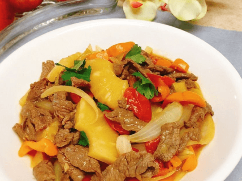 bao-quan-thit-bo-xao-ca-chua-dung-cach