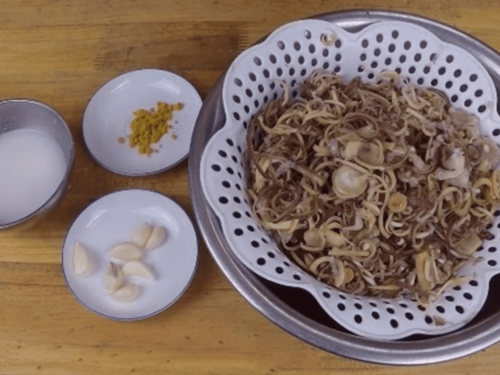 chuan-bi-nguyen-lieu-va-chon-hoa-chuoi-ngon