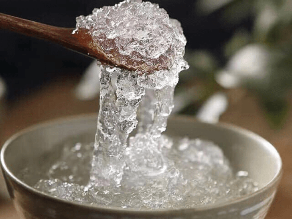 thanh-phan-dinh-duong-va-dac-tinh-noi-bat-cua-mu-trom