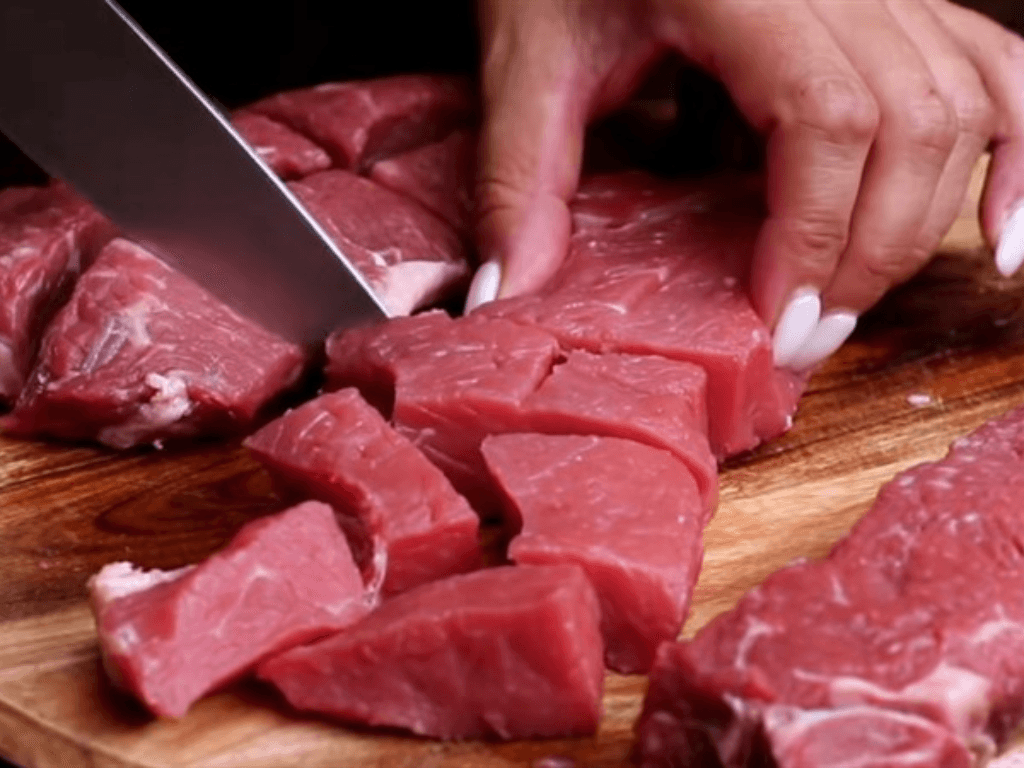 cac-thanh-phan-vang-giup-thit-bo-mem-tu-nhien