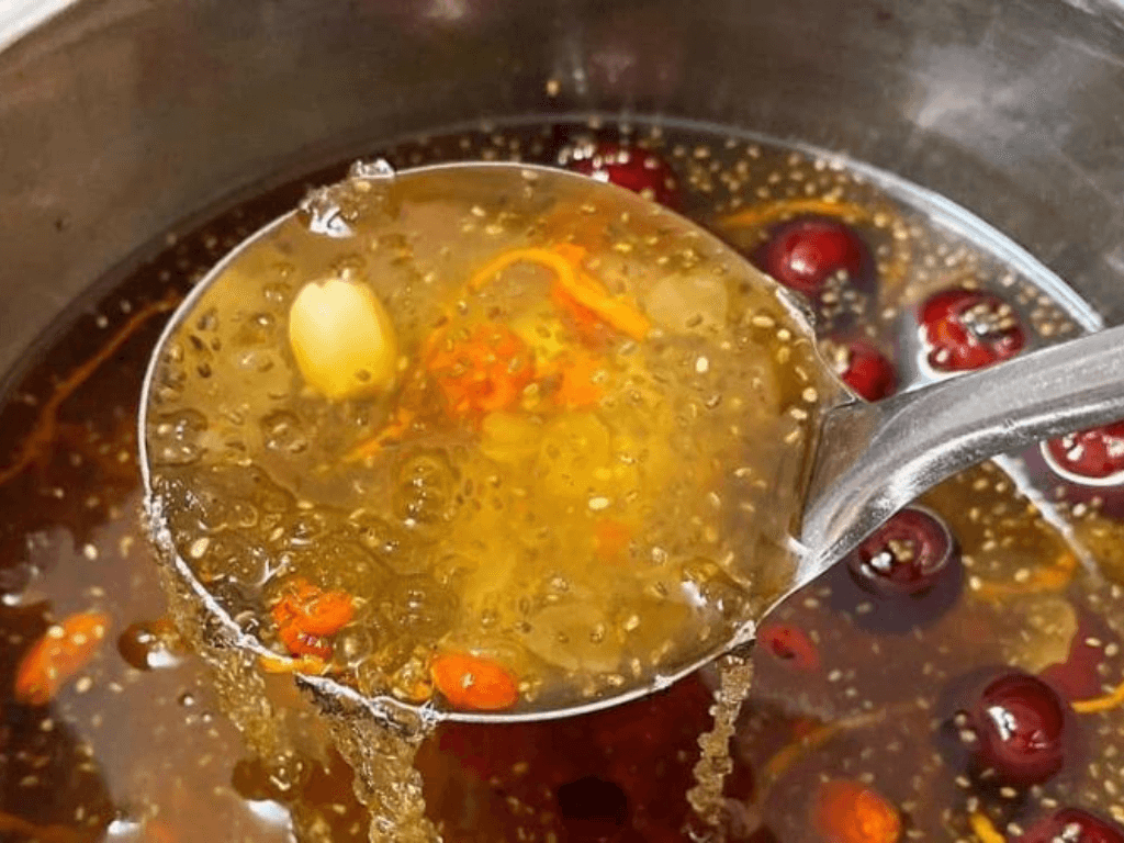 mu-trom-va-hat-chia-bo-doi-vang-giai-nhiet-ngay-he