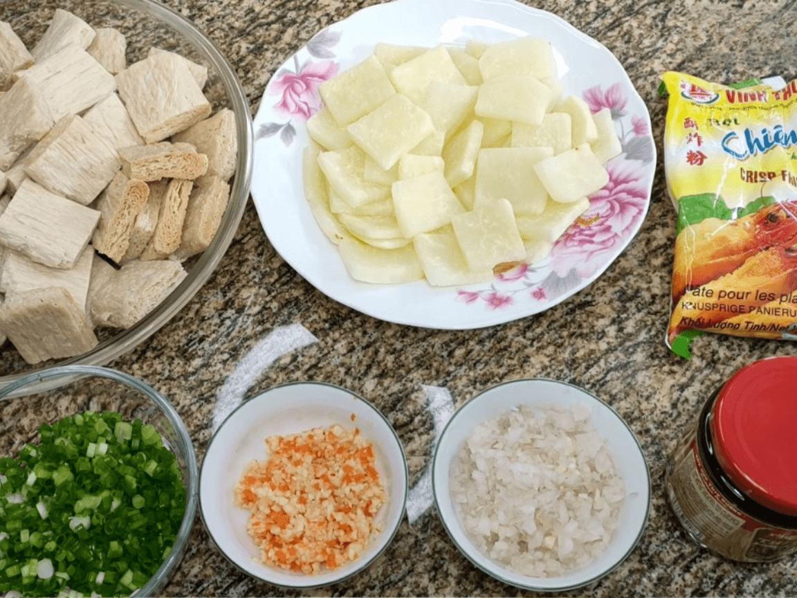 nguyen-lieu-can-chuan-bi-cho-mon-bun-thit-nuong-chay