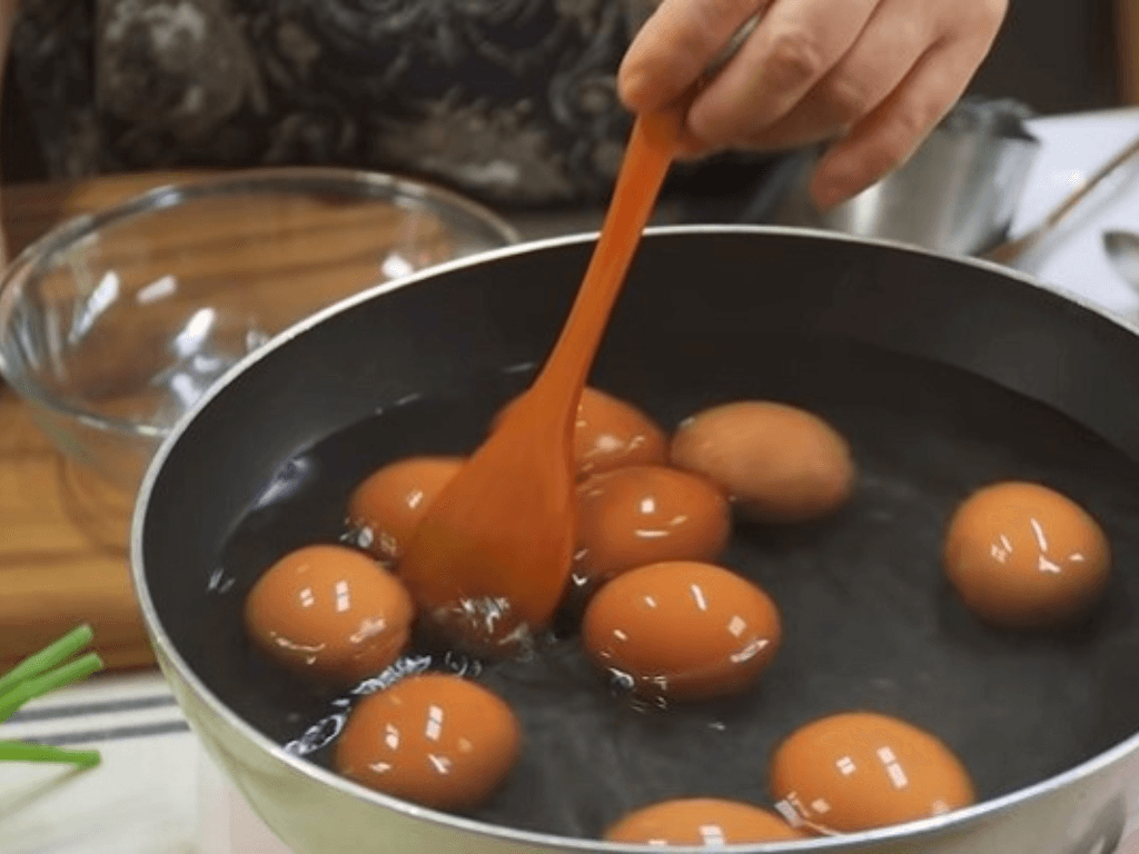 cac-buoc-so-che-va-luoc-trung-long-dao-hoan-hao