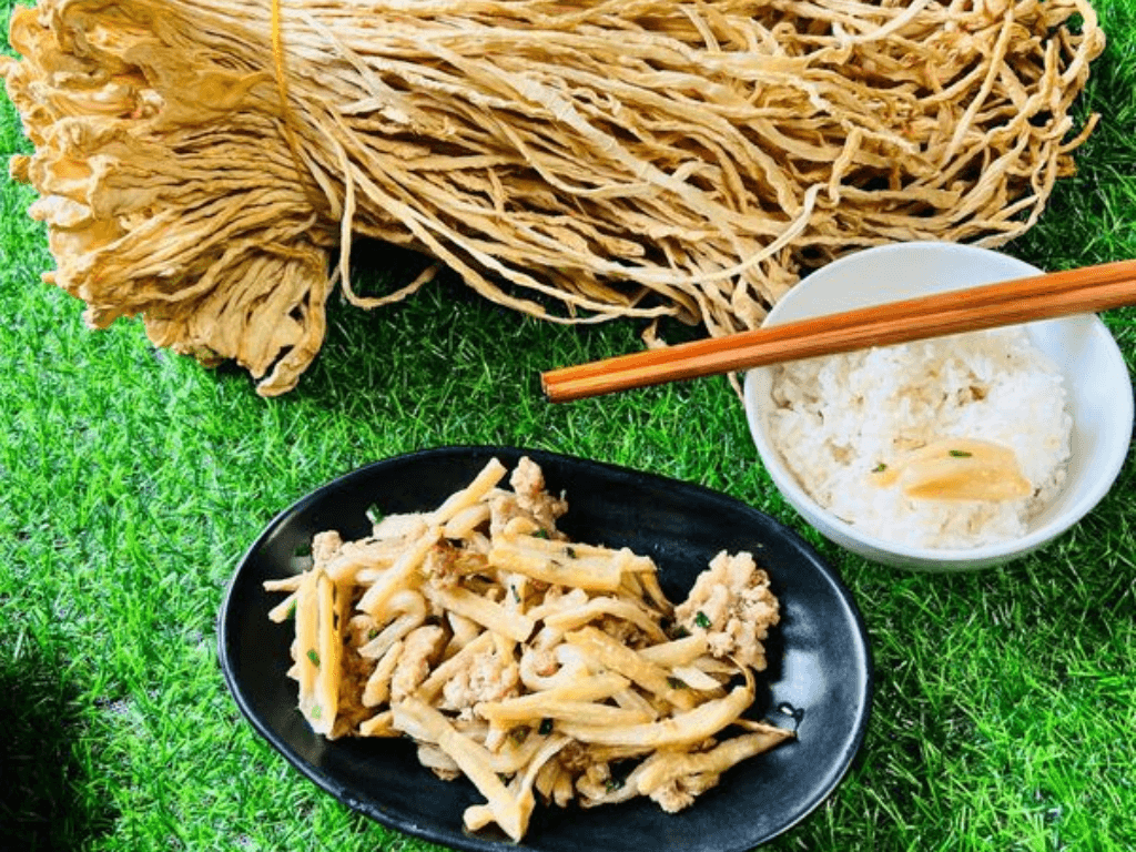 vi-sao-nen-lam-cu-cai-phoi-kho-tai-nha