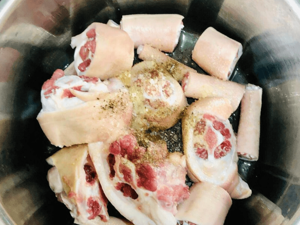 cac-bien-tau-hap-dan-cua-mon-duoi-bo-ham-khoai-tay