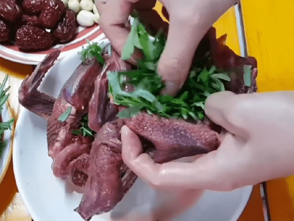 tam-uop-sieu-toc-trong-1-phut-bi-quyet-hoang-cung