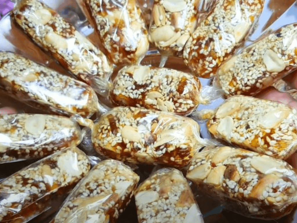 keo-khom-deo-la-mon-dac-san-ngot-thanh-dai-nhe-de-an