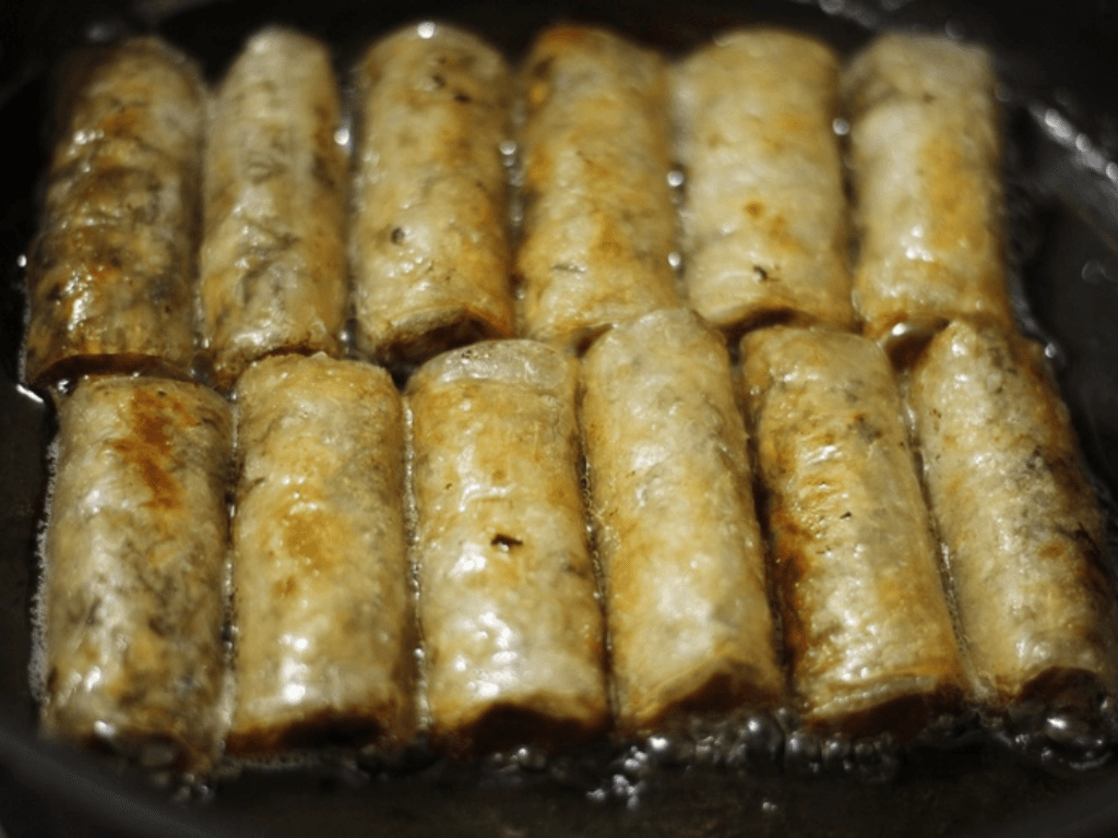 cach-chien-nem-be-be-gion-lau-meo-8-tieng-gion