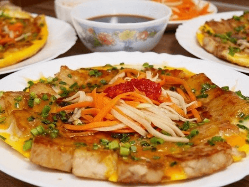 bot-chien-la-mon-an-duong-pho-noi-tieng-cua-nguoi-hoa