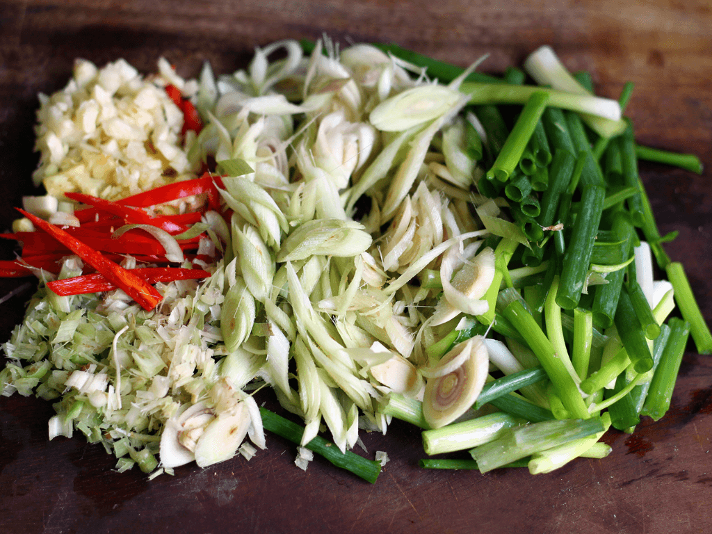 chuan-bi-sa-ot-va-nuoc-xot-tao-huong-vi-than-sau