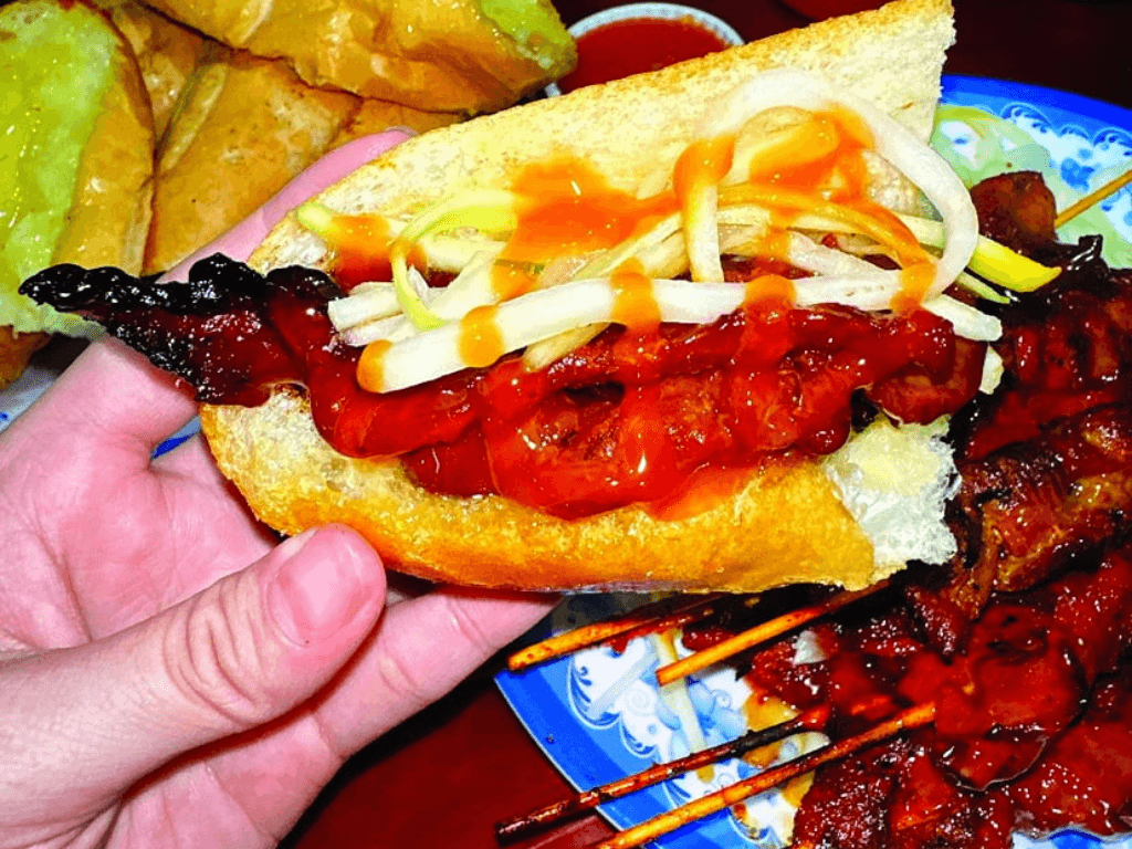 banh-mi-bo-nuong-bo-campuchia-mon-an-duong-pho-gay-nghien-xu-chua-thap