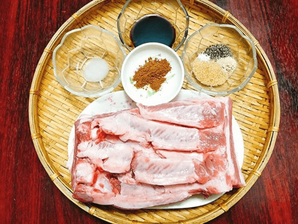 chon-nguyen-lieu-quyet-dinh-50-do-ngon-cua-mon-heo-quay